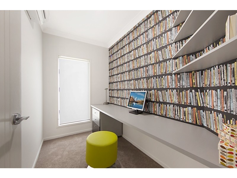 6 Featherwood Street, Mount Low QLD 4818