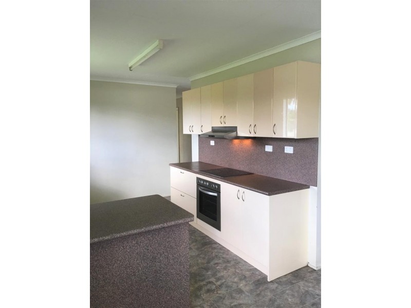 33 Gollogly Lane, Condon QLD 4815