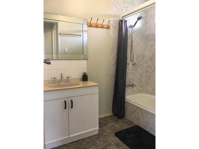 33 Gollogly Lane, Condon QLD 4815