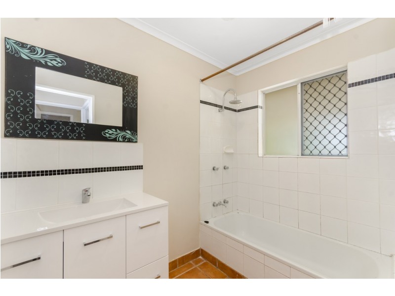 15 Palm Drive, Deeragun QLD 4818