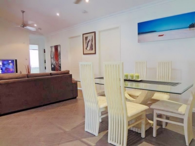 66 Shutehaven Circuit, Bushland Beach QLD 4818