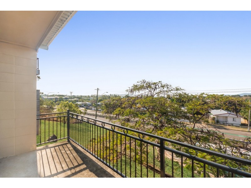 9/2 Bundock Street, Castle Hill QLD 4810