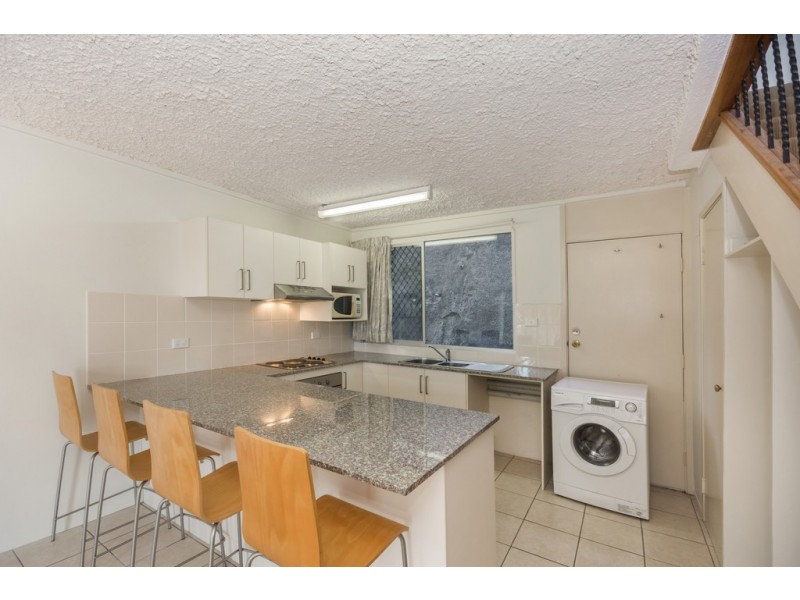 9/2 Bundock Street, Castle Hill QLD 4810