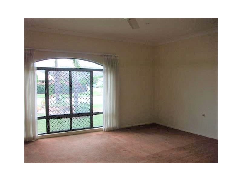 1 Milgate Crescent, Kirwan QLD 4817