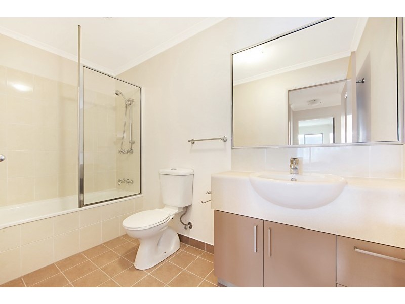 9/4 South Vickers Road, Condon QLD 4815