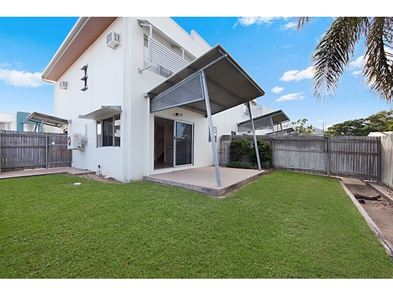 9/4 South Vickers Road, Condon QLD 4815