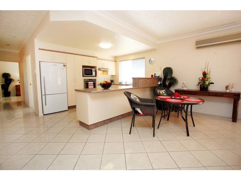 2/41 Earl Circuit, Kirwan QLD 4817