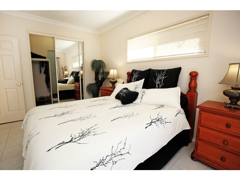 2/41 Earl Circuit, Kirwan QLD 4817