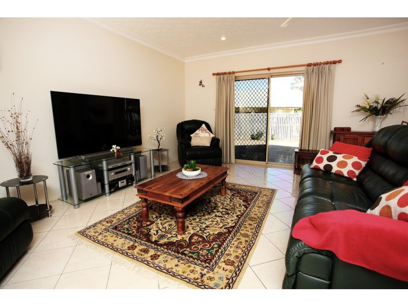 2/41 Earl Circuit, Kirwan QLD 4817