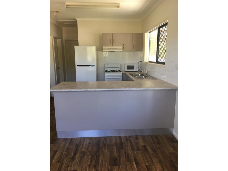 3/3 McDougall Street, Currajong QLD 4812