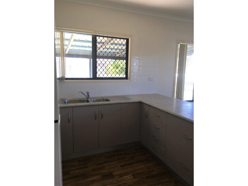 3/3 McDougall Street, Currajong QLD 4812