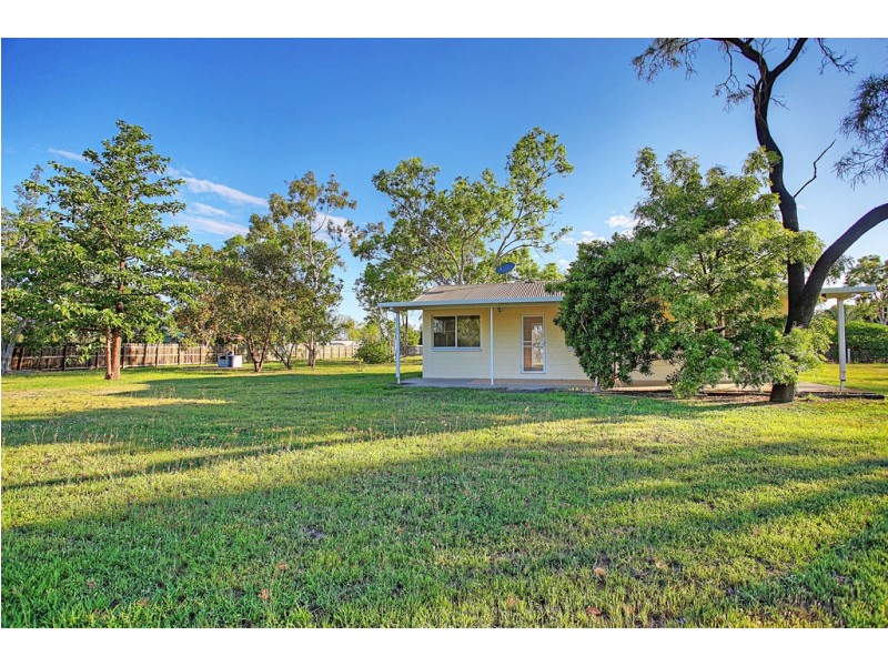 2 Carmen Close, Yabulu QLD 4818