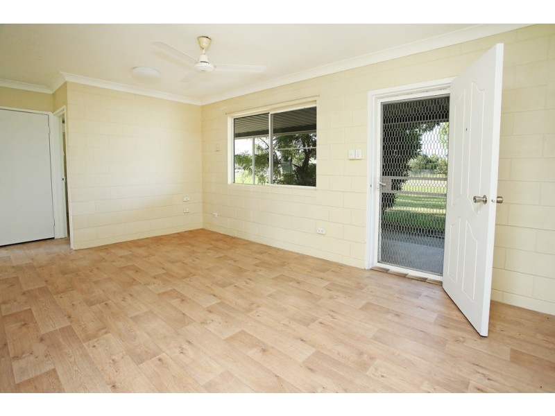 2 Carmen Close, Yabulu QLD 4818