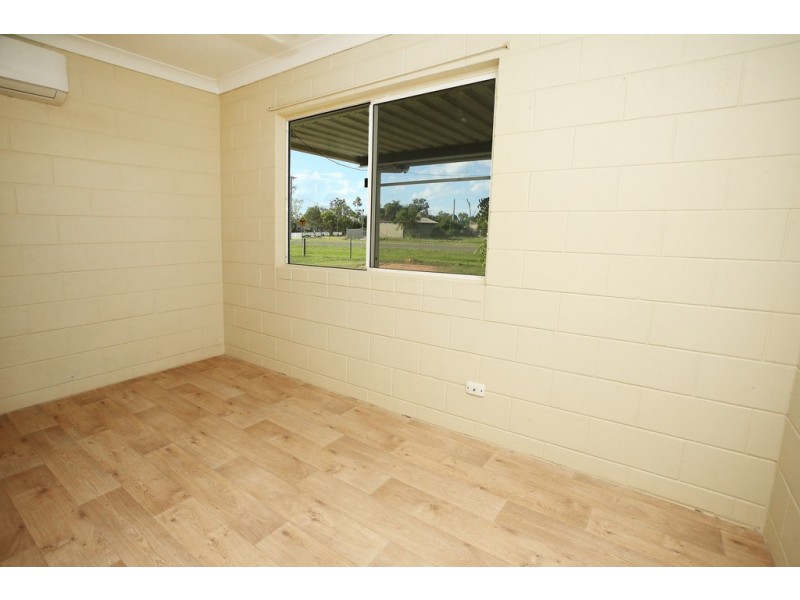 2 Carmen Close, Yabulu QLD 4818