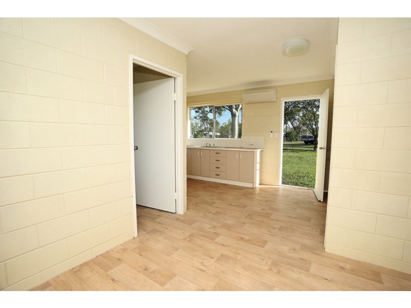 2 Carmen Close, Yabulu QLD 4818