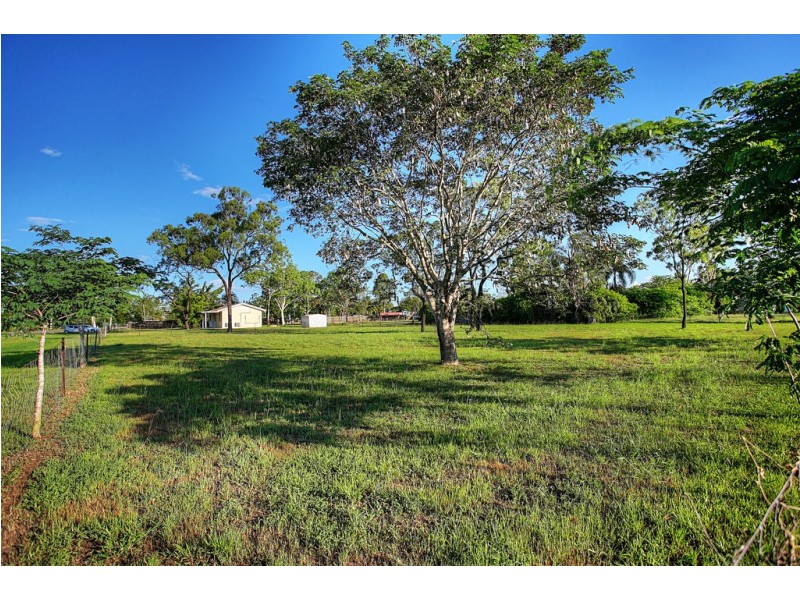 2 Carmen Close, Yabulu QLD 4818