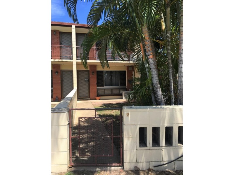 2/95 Hugh Street, West End QLD 4810