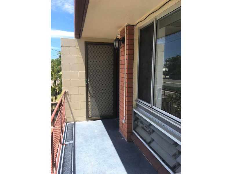 2/95 Hugh Street, West End QLD 4810