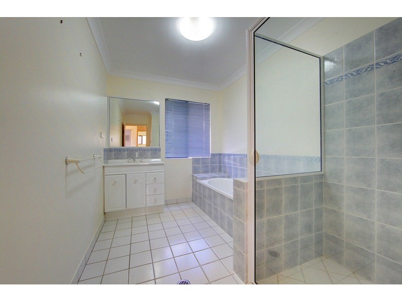 49 Lakeshore Circuit, Idalia QLD 4811