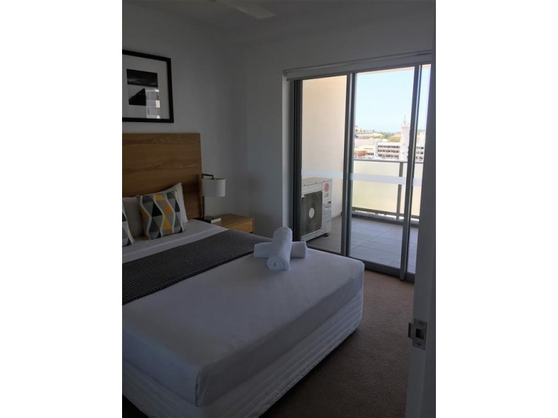 702/68 McIlwraith Street, South Townsville QLD 4810