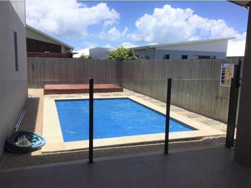 65 Sunhaven Boulevard, Burdell QLD 4818