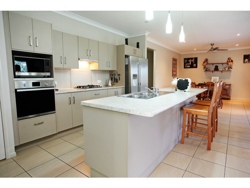 59 Iona Avenue, Burdell QLD 4818