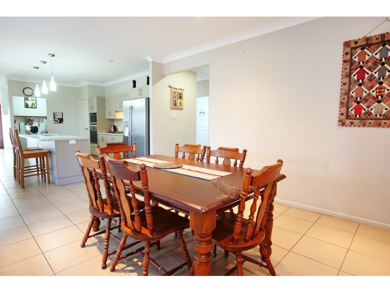 59 Iona Avenue, Burdell QLD 4818