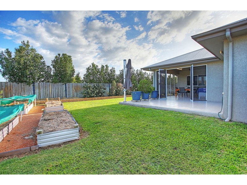 59 Iona Avenue, Burdell QLD 4818