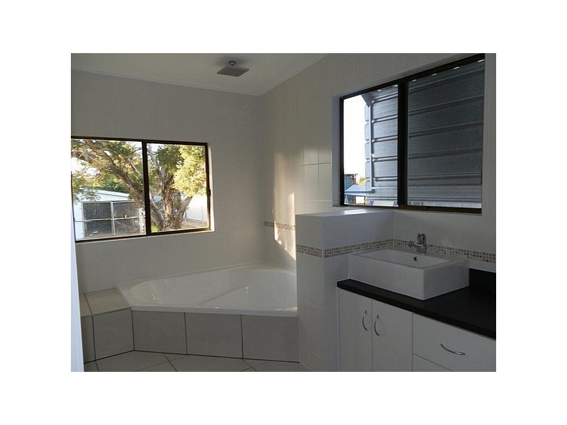 39 Lonerganne Street, Garbutt QLD 4814