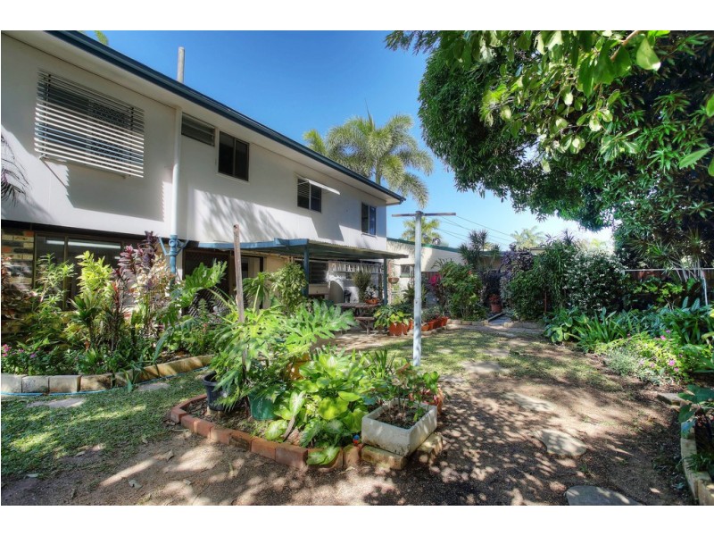 5 Paringa Street, Cranbrook QLD 4814