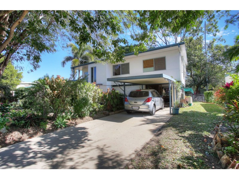 5 Paringa Street, Cranbrook QLD 4814