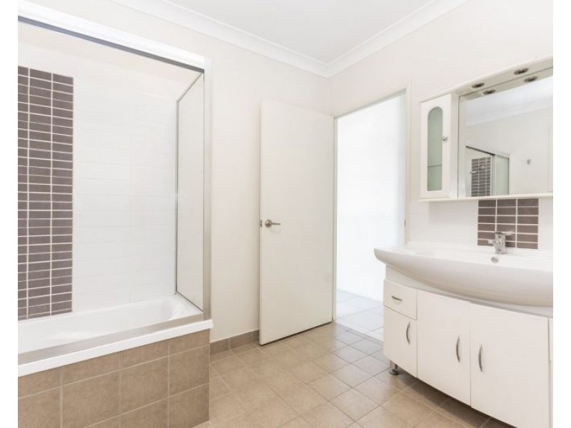 80 Palmerston Street, Gulliver QLD 4812