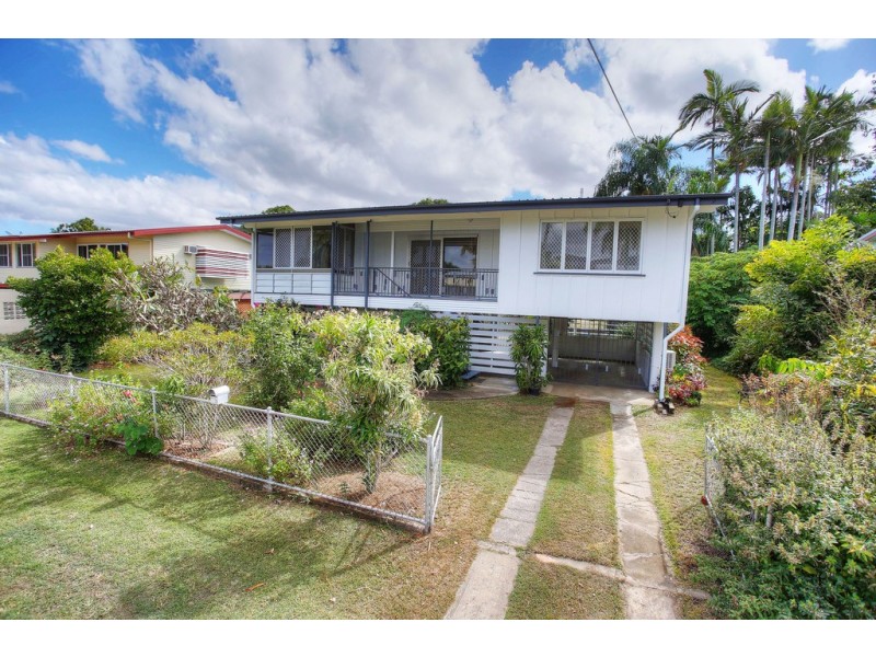 25 Laburnum Street, Cranbrook QLD 4814