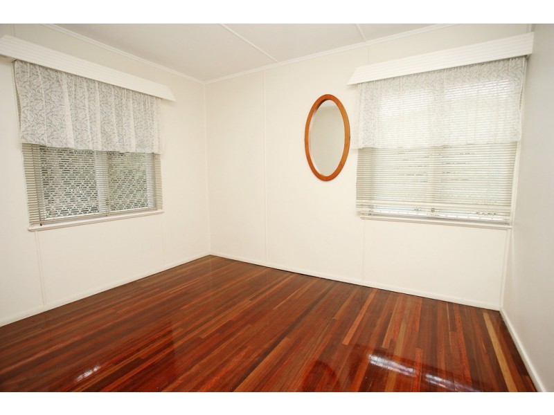 25 Laburnum Street, Cranbrook QLD 4814