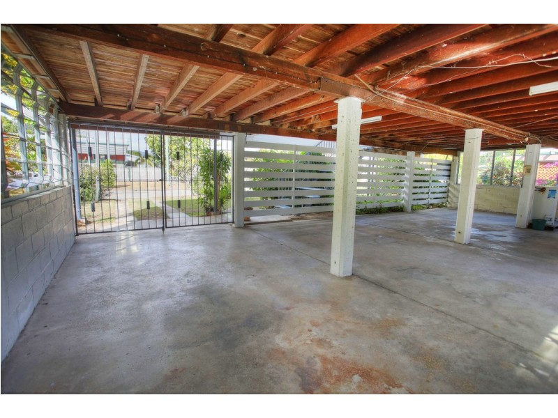 25 Laburnum Street, Cranbrook QLD 4814