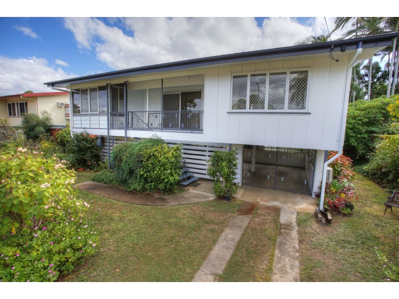 25 Laburnum Street, Cranbrook QLD 4814