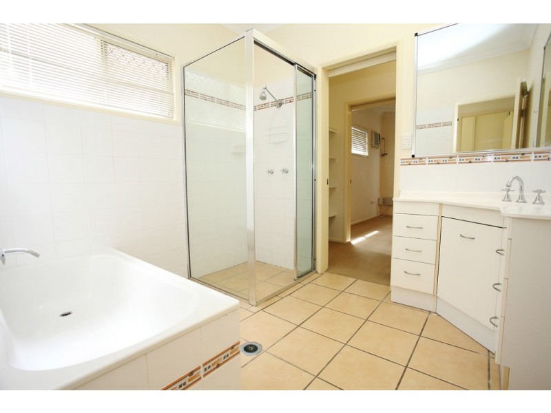 44 Tully Street, South Townsville QLD 4810