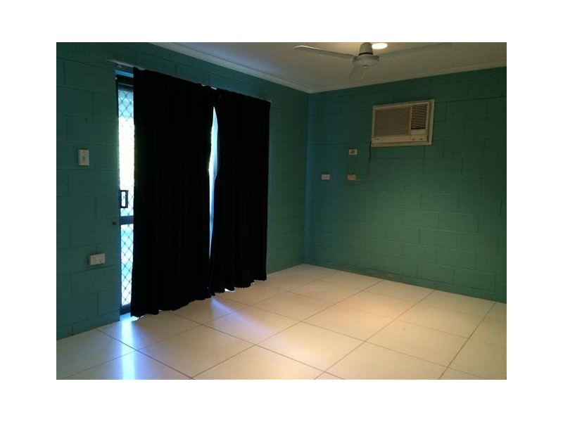 8 Robbins Court, Wulguru QLD 4811