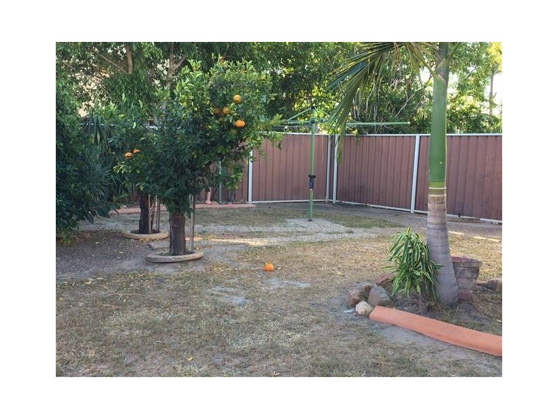 8 Robbins Court, Wulguru QLD 4811
