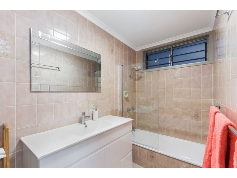 5 Mott Street, Heatley QLD 4814