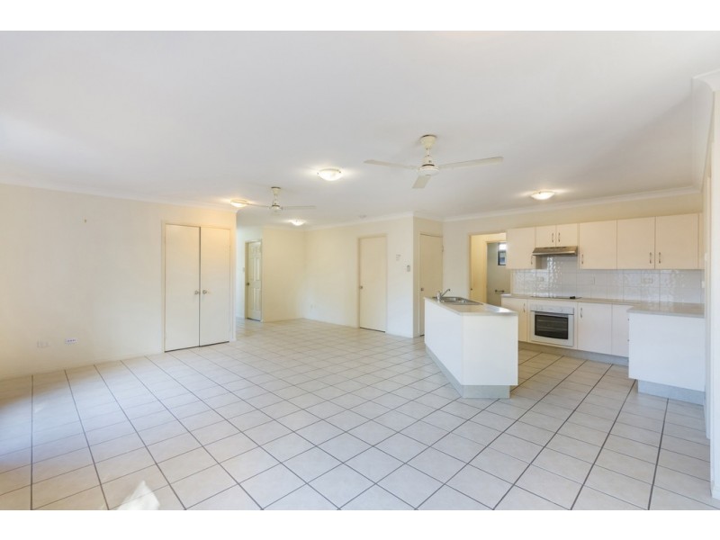 25 Noscov Crescent, Kelso QLD 4815