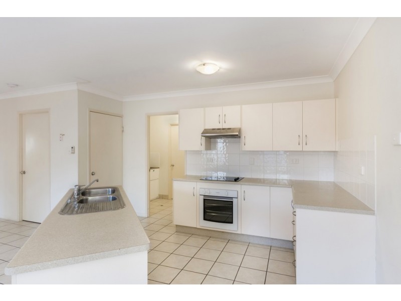 25 Noscov Crescent, Kelso QLD 4815