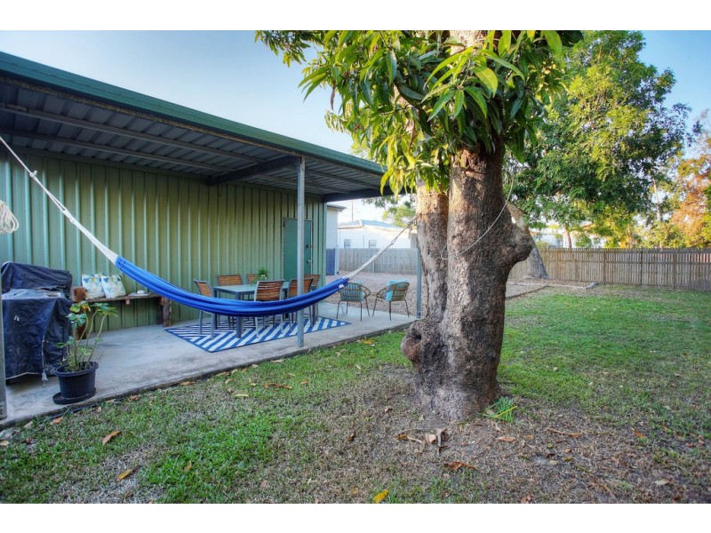 90 Queens Road, Hermit Park QLD 4812