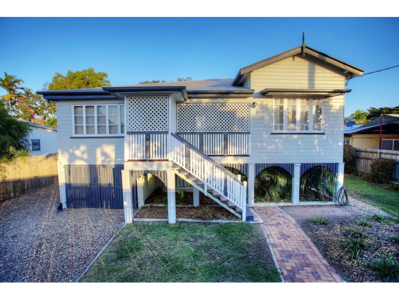 90 Queens Road, Hermit Park QLD 4812