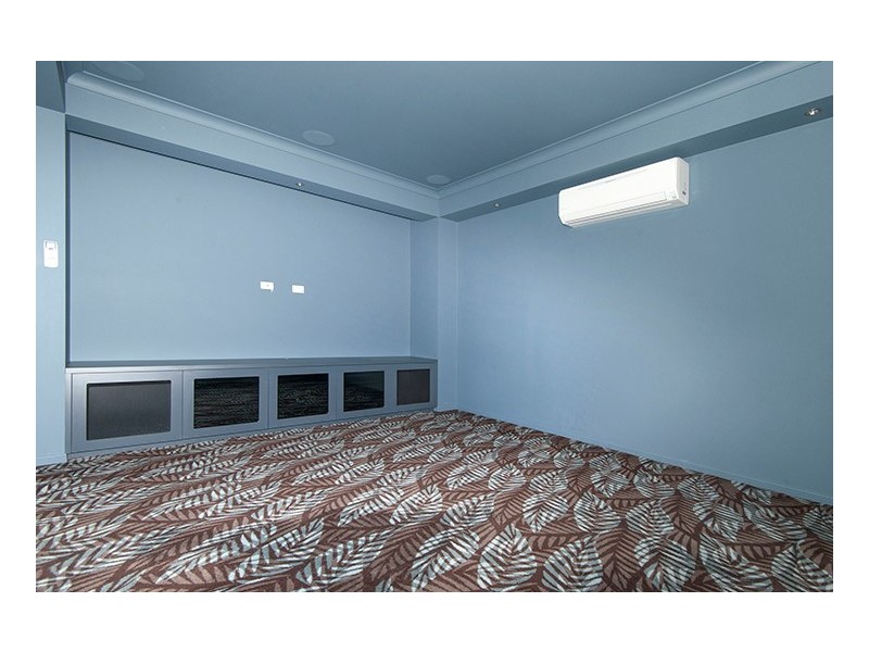 3 Balladonia Avenue, Mount Low QLD 4818