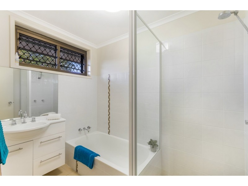 4 Garden Grove Crescent, Kirwan QLD 4817
