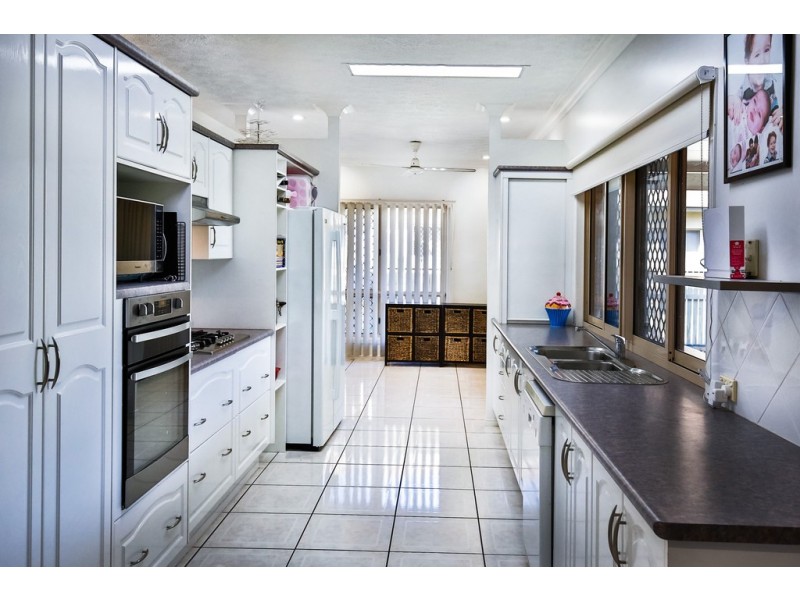 10 Wolseley Court, Annandale QLD 4814