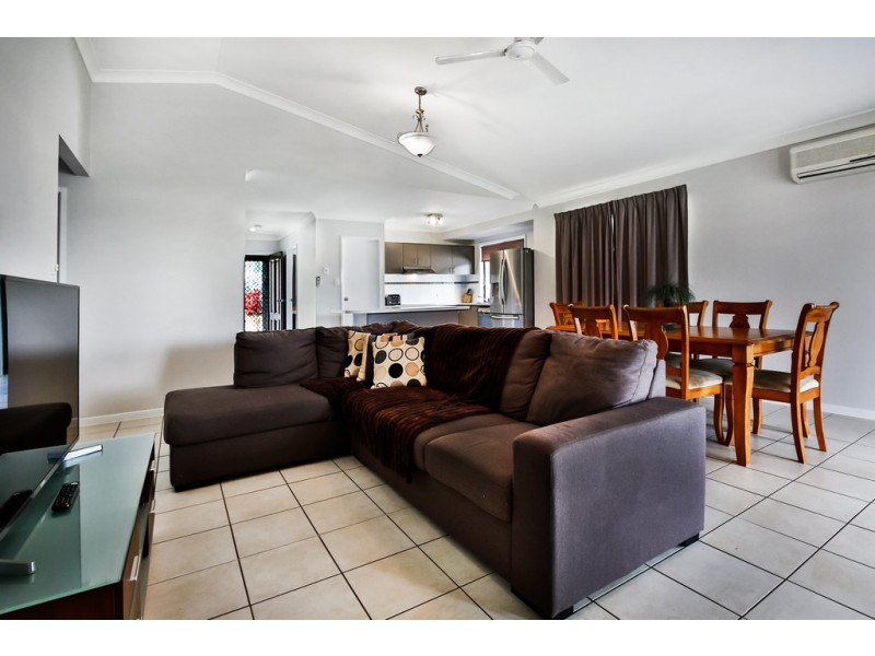 25 Eungella Court, Bushland Beach QLD 4818