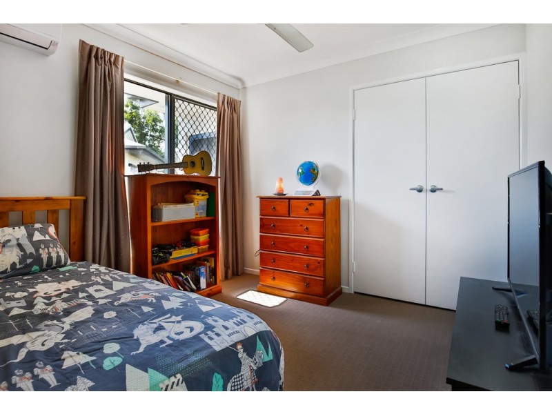 25 Eungella Court, Bushland Beach QLD 4818