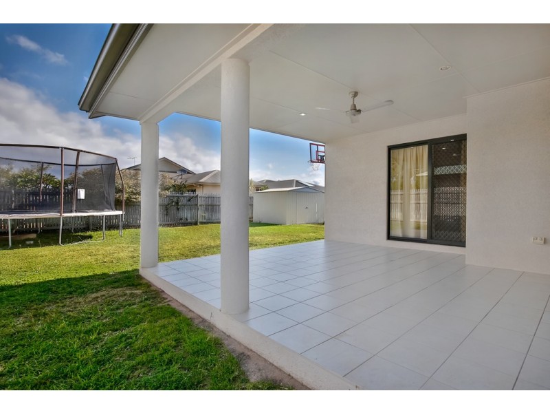 25 Eungella Court, Bushland Beach QLD 4818